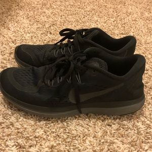 cheap all black nikes